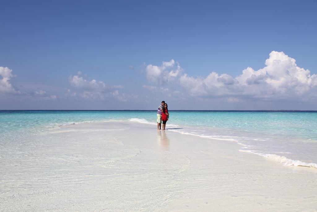 Salt Beach Hotel Maafushi Exterior photo