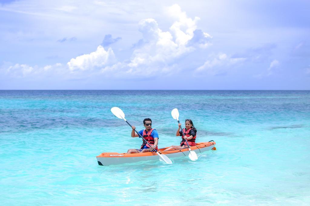 Salt Beach Hotel Maafushi Exterior photo